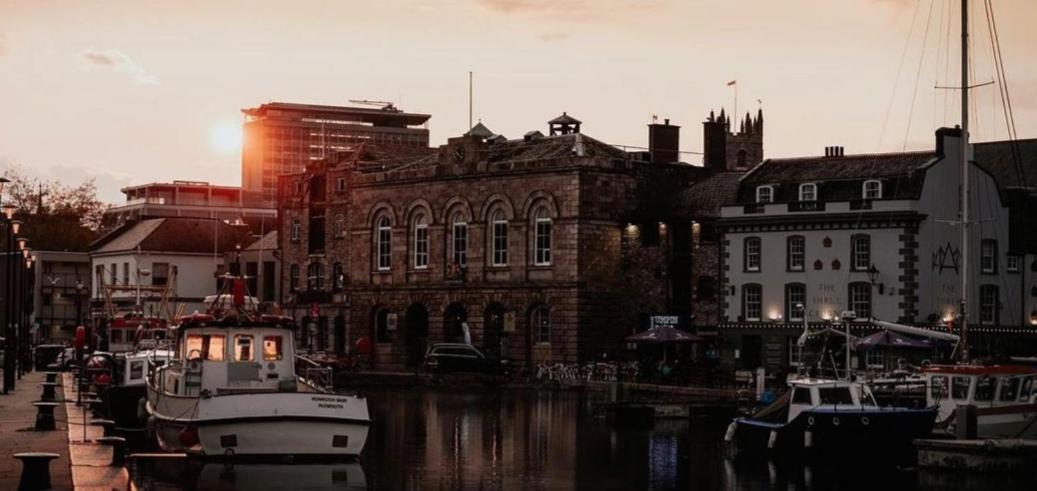 The Three Crowns B&B Plymouth Exteriér fotografie