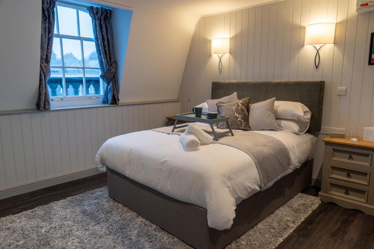 The Three Crowns B&B Plymouth Exteriér fotografie